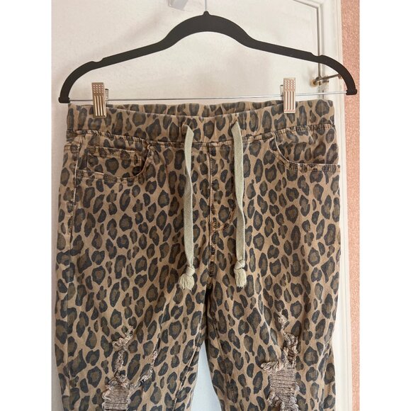 Leopard Print Distressed Jogger Jeans With Drawstring Waist & Raw Hem By YMI - Picture 4 of 7